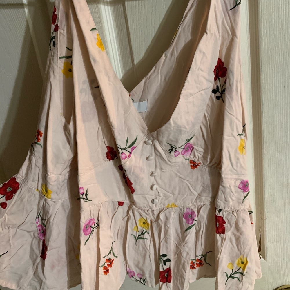 Forever 21 tank
